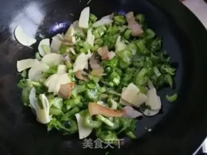 Make Scramble mustard step 2