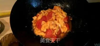 Make Crab-flavored tomato eggs step 4