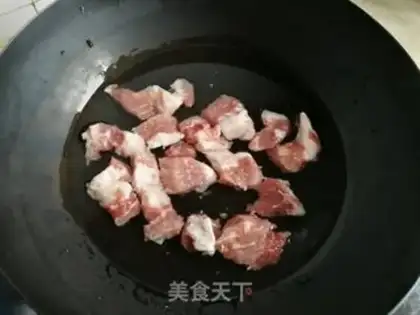 Make Potato red meat step 1