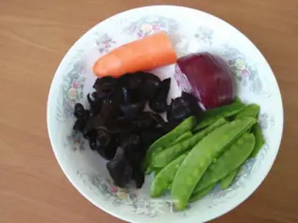 Make Seafood rice powder step 1