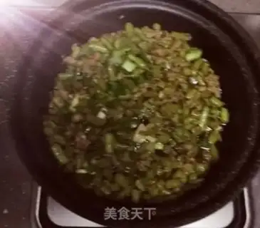 Make Sprouts and gravy step 4