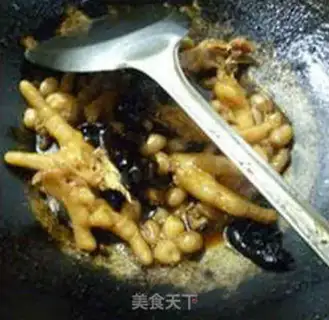 Make Blackwood, peanut and rice claws step 11