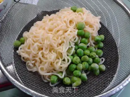 Make Pineapple for noodles step 7