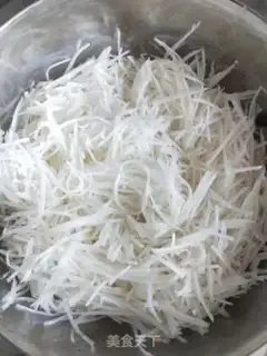Make A radish platinum bun step 1