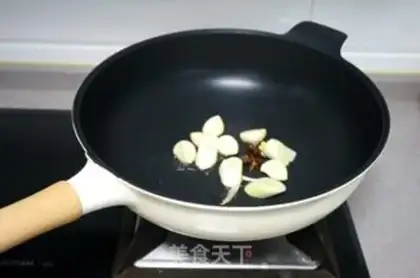 Make Chicken-legged potato noodles step 5