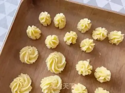Make Butter cookies step 3