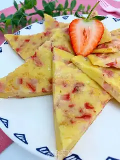 Make Strawberry milk omelet step 5
