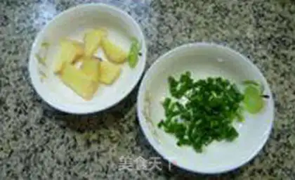 Make The yellowfish step 2