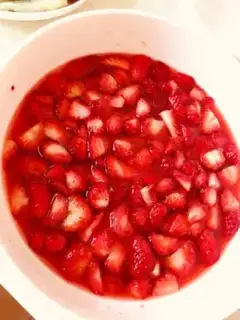 Make Homemade without adding strawberry sauce step 1