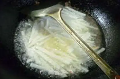 Make The yellowfish step 7