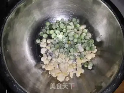 Make Corn pea ham and rice step 0