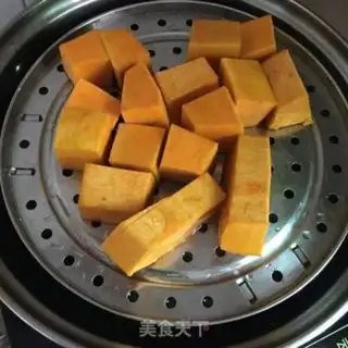 Make Simulate potato buns step 0
