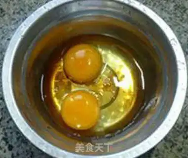 Make Cream-cream shrimp with fried eggs step 3
