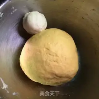Make Simulate potato buns step 2