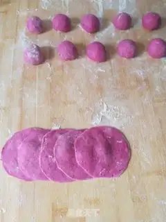 Make Rose bread step 8