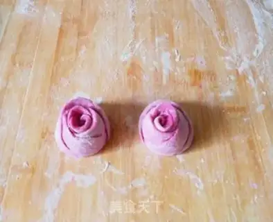Make Rose bread step 9