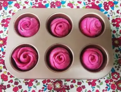 Make Rose bread step 10