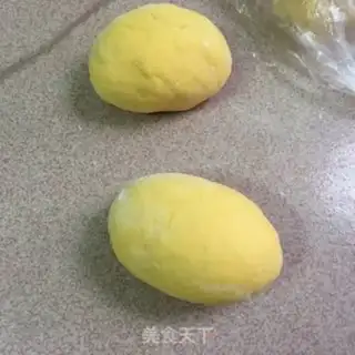 Make Simulate potato buns step 7