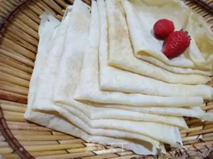 Make Egg pancakes step 8