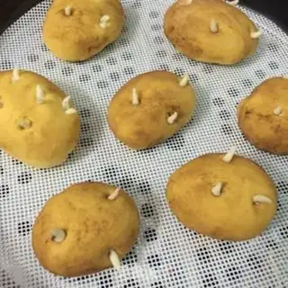Make Simulate potato buns step 14