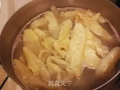 Make Fowler chicken foot soup step 2