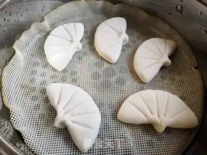 Make A leaf clip step 10