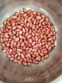 Make Sugar-coated peanut rice step 0