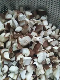 Make Mushroom beef sauce step 1