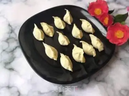 Make Frozen meat dumplings step 6