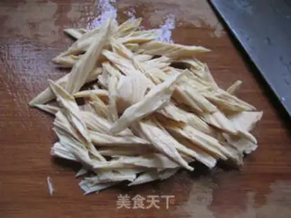 Make ♪ Scrambled sprouts ♪ step 1
