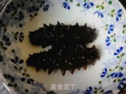 Make Sea cucumbered eggs step 1