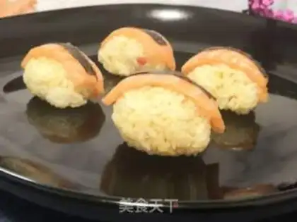 Make Sushi salmon step 3