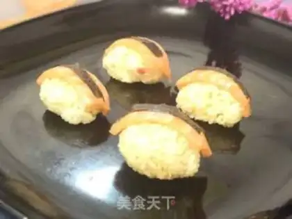 Make Sushi salmon step 4