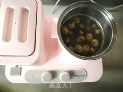 Make Five quail eggs step 4
