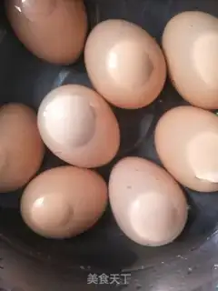Make Five halo eggs step 1