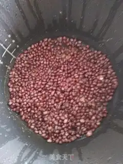 Make Milk and red bean rolls step 2