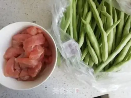 Make Four seasons of bean meat step 0