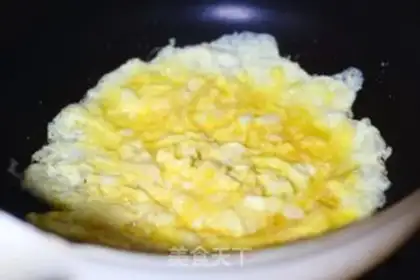 Make Crab-flavored eggs step 3