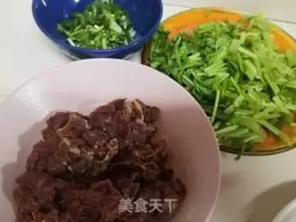 Make Beef carrot and celery step 0