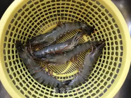 Make Garlic ginseng veggie shrimp step 0