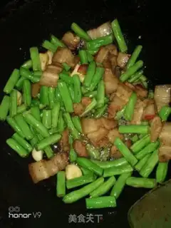 Make Five flowers and four beans step 4