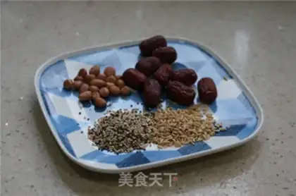 Make Quail of red dates step 0