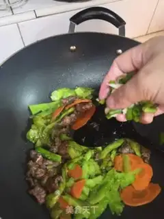 Make Scrambled beef step 5
