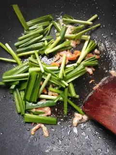 Make Shrimp skin step 1