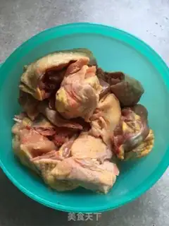 Make Pumpkin peanuts and snow chicken soup step 0