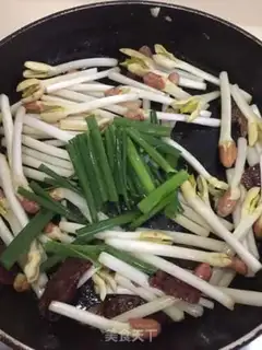 Make Peanut bud and sausage step 6