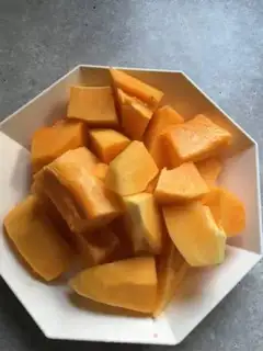 Make Pumpkin peanuts and snow chicken soup step 2