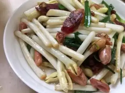 Make Peanut bud and sausage step 7