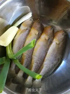 Make Jealousy yellowfish step 0