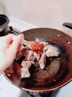 Make Red-burned potato ribs step 4